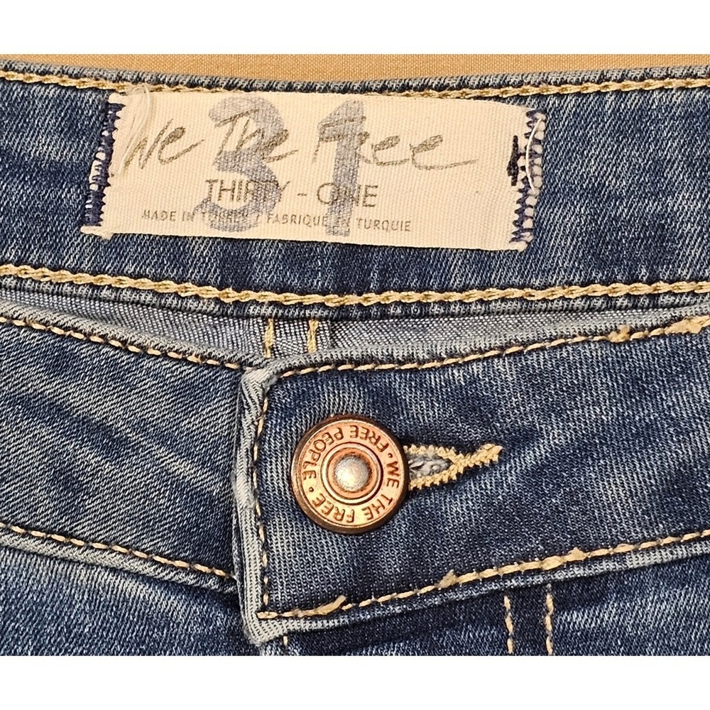 We The Free Just Float On Flare Bell Bottom Denim Jeans Raw Hem Blue Womens 31 - Picture 4 of 11
